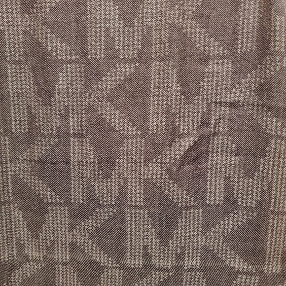 Michael Kors signature MK allover pattern woven scarf shawl - Picture 5 of 5